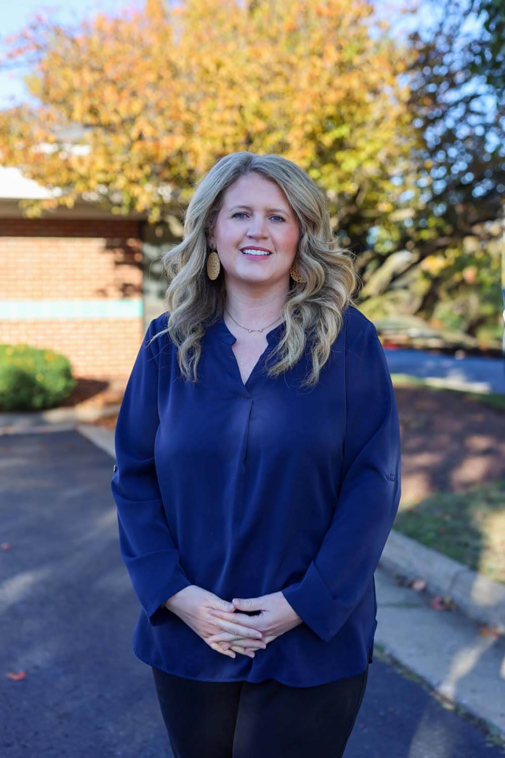 2J8A0884 Caitlin Michael headshot